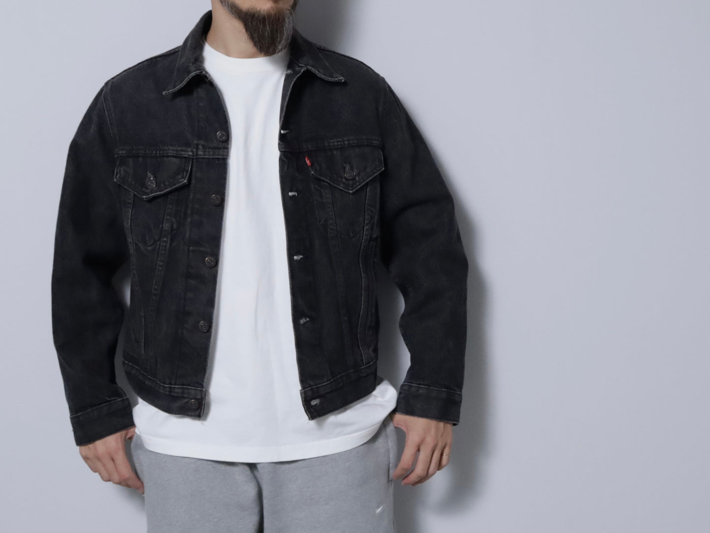 LEVI'S 70506-0259 BLACK DENIM JACKET (SIZE 40/GOOD CONDITION)