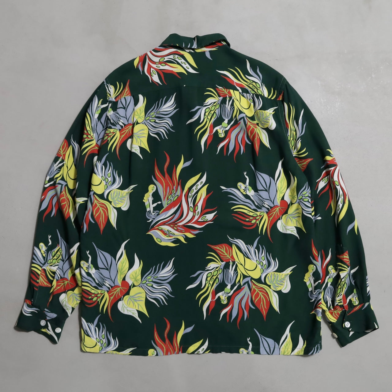 DUKE KAHANAMOKU "SACRED GARDEN" L/S HAWAIIAN SHIRT (MEDIUM/MINT CONDITION)