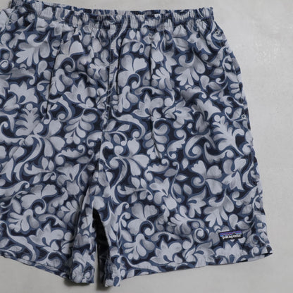 PATAGONIA BAGGIES SHORTS (LARGE/LONG/GOOD CONDITION)