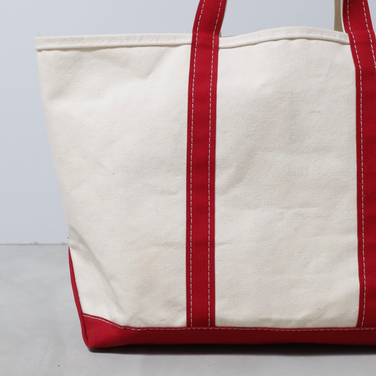 L.L.BEAN BOAT AND TOTE (LARGE/VERY GOOD CONDITION)