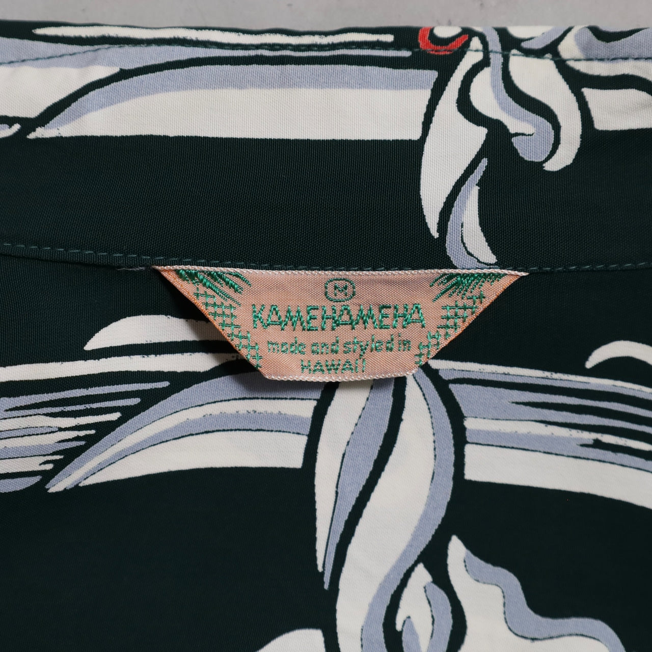 KAMEHAMEHA TORCH GINGER STRIPE PATTERN L/S HAWAIIAN SHIRT (MEDIUM/MINT CONDITION)