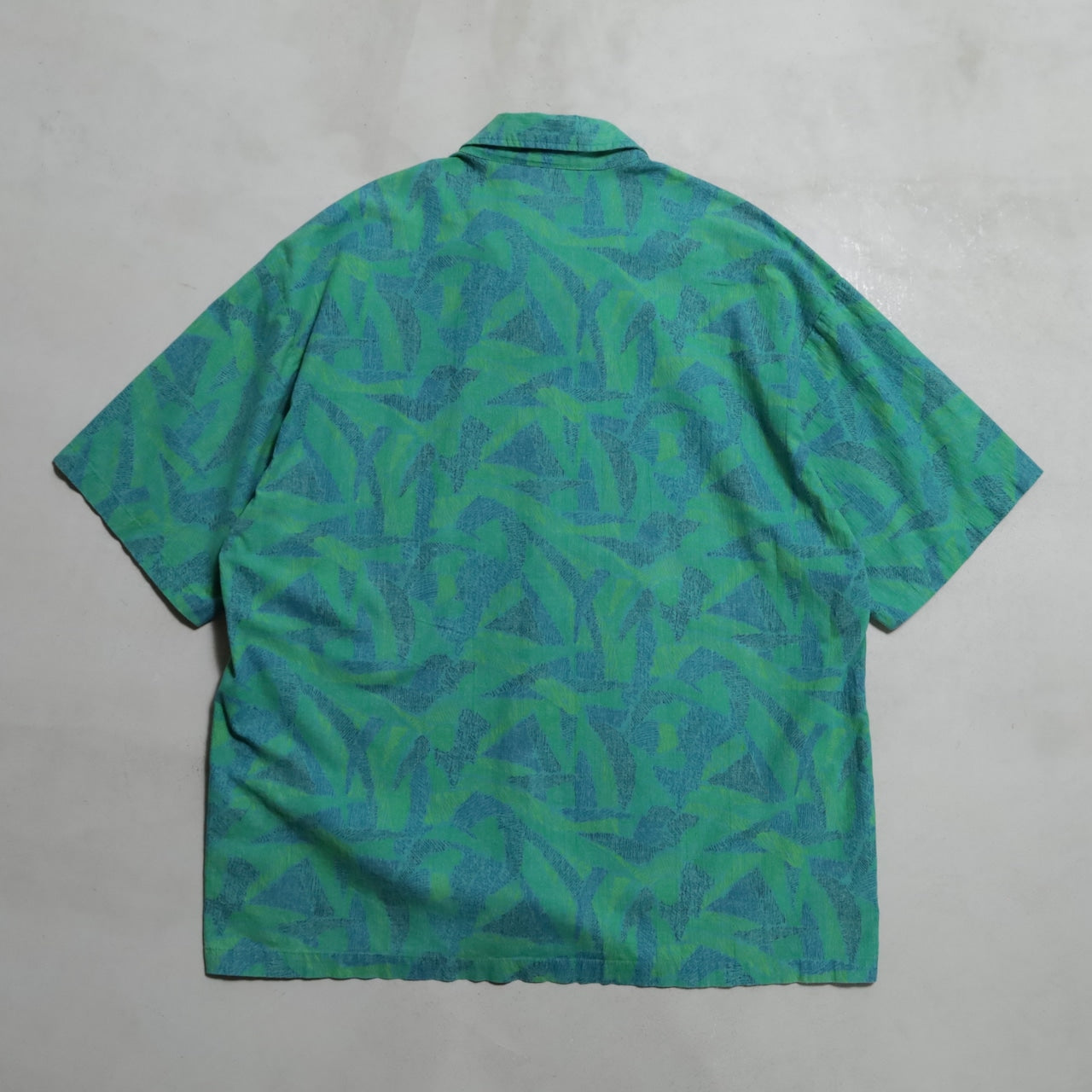 JIMMY'S ALL-OVER PATTERN S/S SHIRT (XLARGE/GOOD CONDITION)