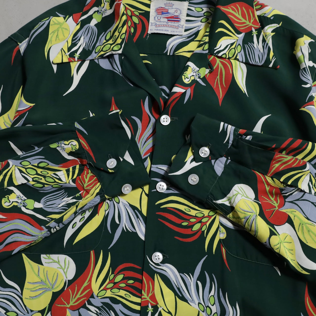 DUKE KAHANAMOKU "SACRED GARDEN" L/S HAWAIIAN SHIRT (MEDIUM/MINT CONDITION)