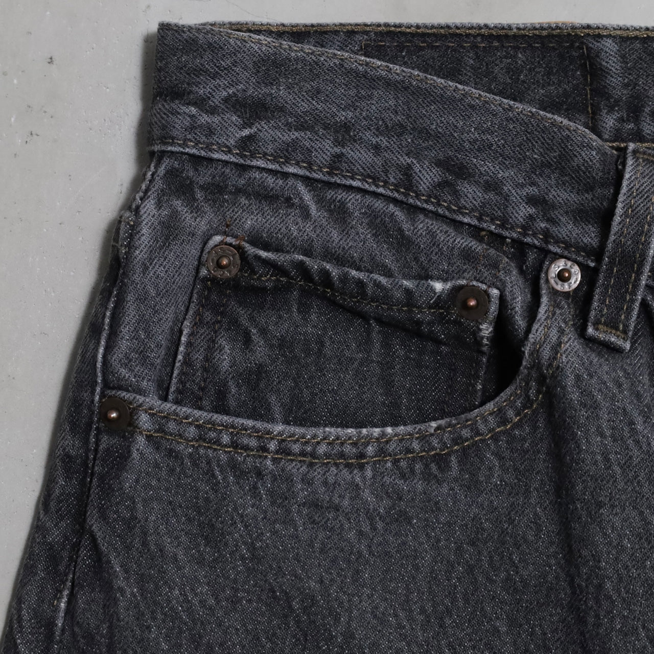 LEVI'S 501-0658 BLACK DENIM PANTS (W34L32/GOOD CONDITION)