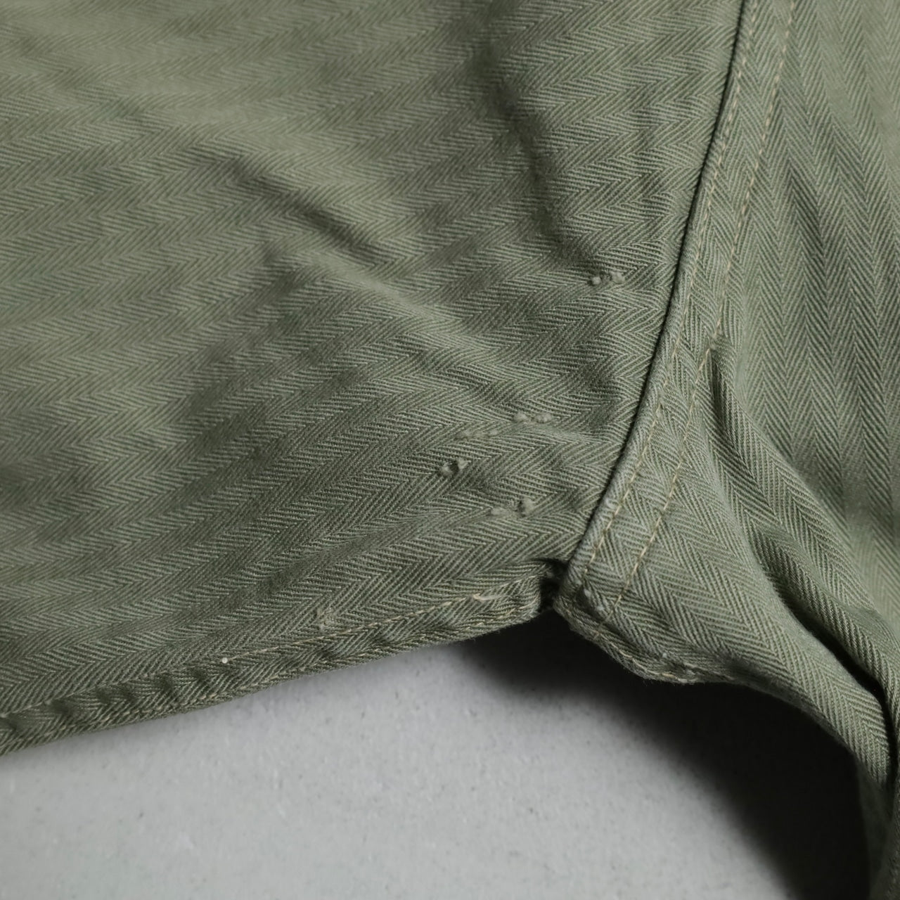 WWII USMC P-44 HBT UTILITY JACKET (TWO-TONE/VERY GOOD CONDITION)