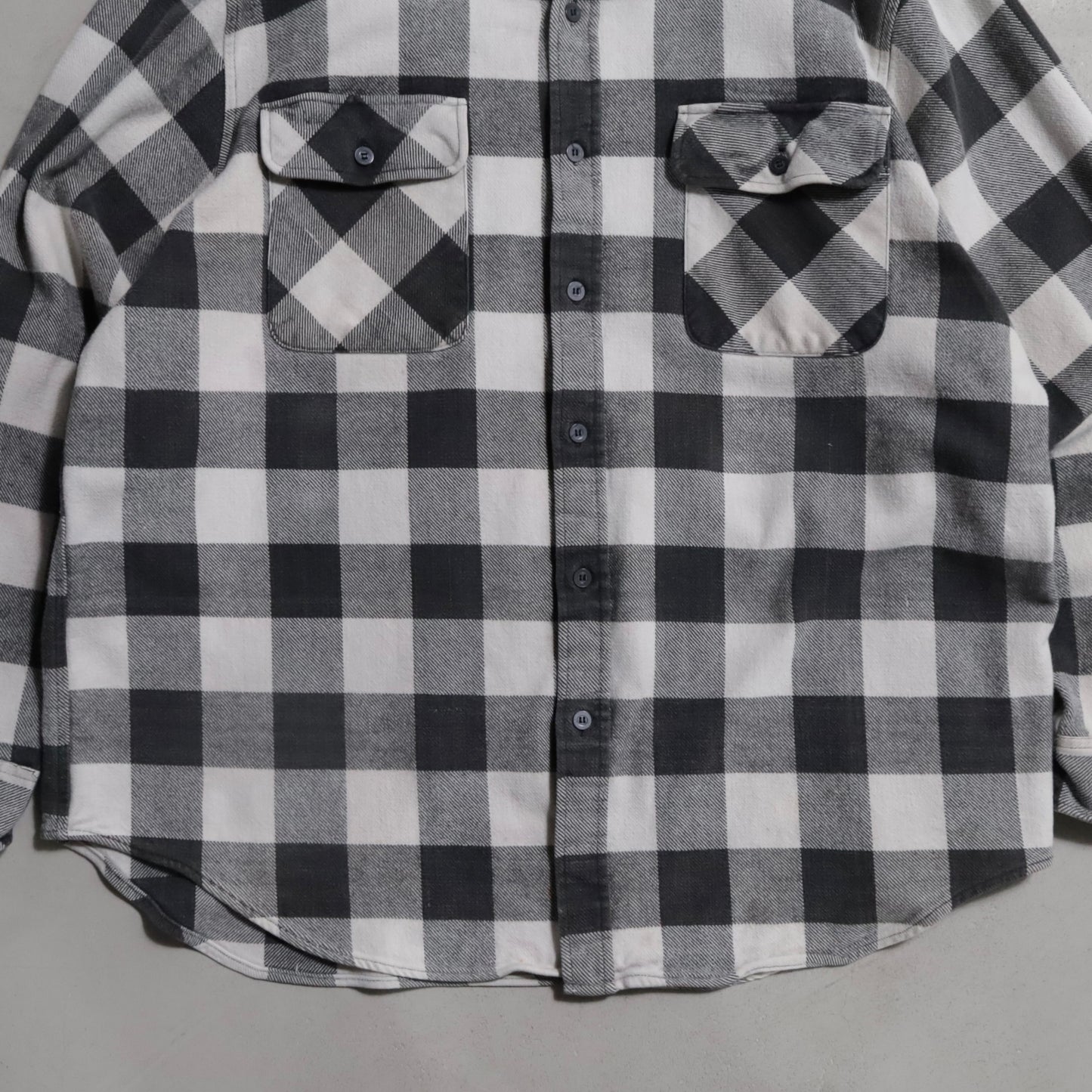FIVEBROTHER BLACK×WHITE PLAID HEAVY FLANNEL SHIRT (XXLARGE-TALL/GOOD CONDITION)