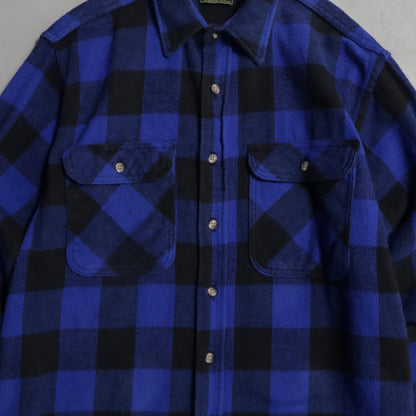 OSHKOSH PLAID HEAVY FLANNEL SHIRT (LARGE/GOOD CONDITION)