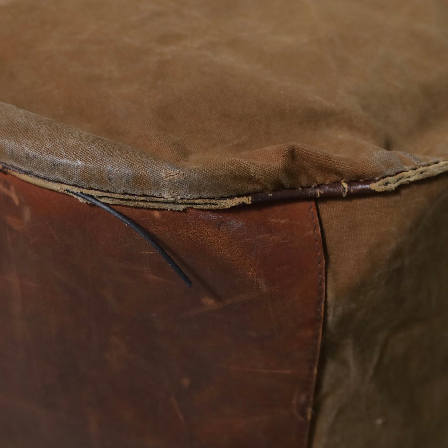 L.L.BEAN BROWN DUFFLE BAG (GOOD USED CONDITION)