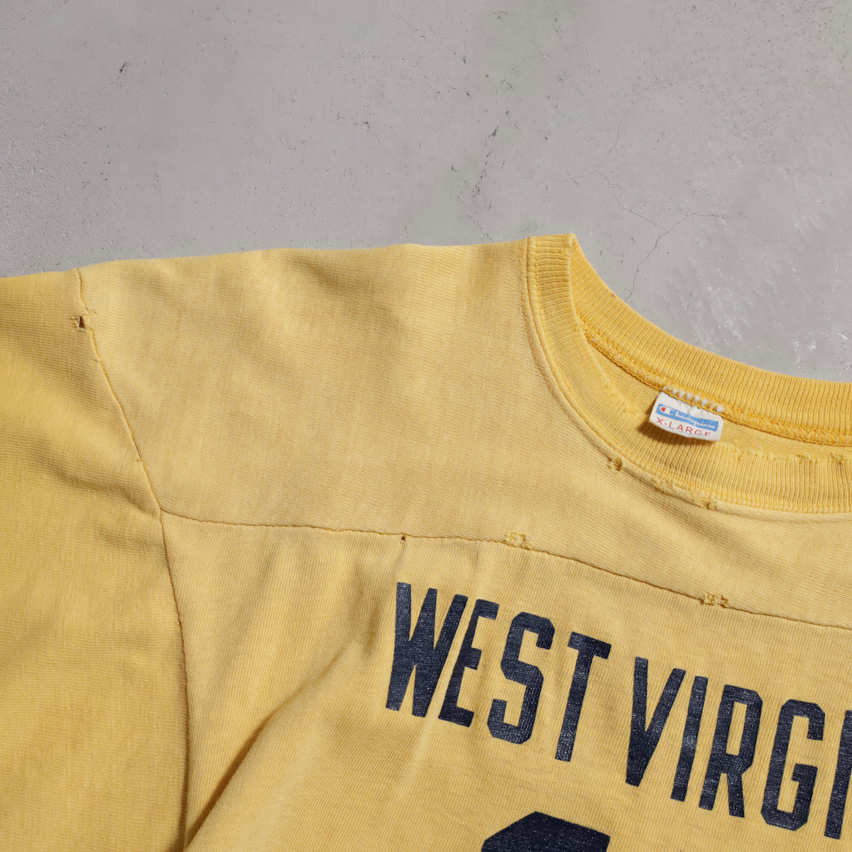 CHAMPION "WEST VIRGINIA" FOOTBALL T-SHIRT (XLARGE/GOOD USED CONDITION)