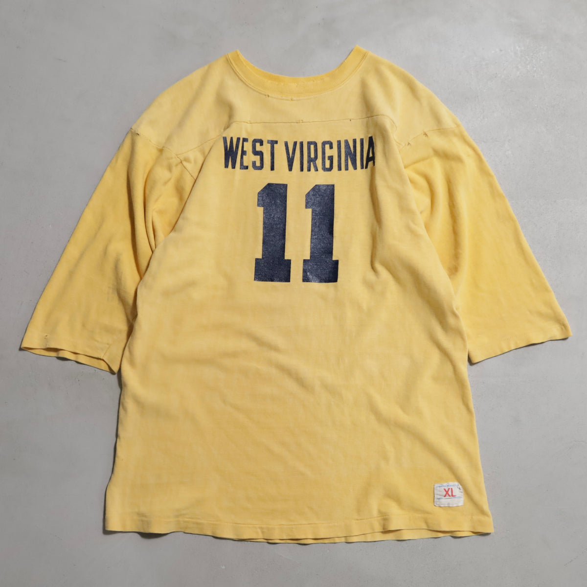 CHAMPION "WEST VIRGINIA" FOOTBALL T-SHIRT (XLARGE/GOOD USED CONDITION)