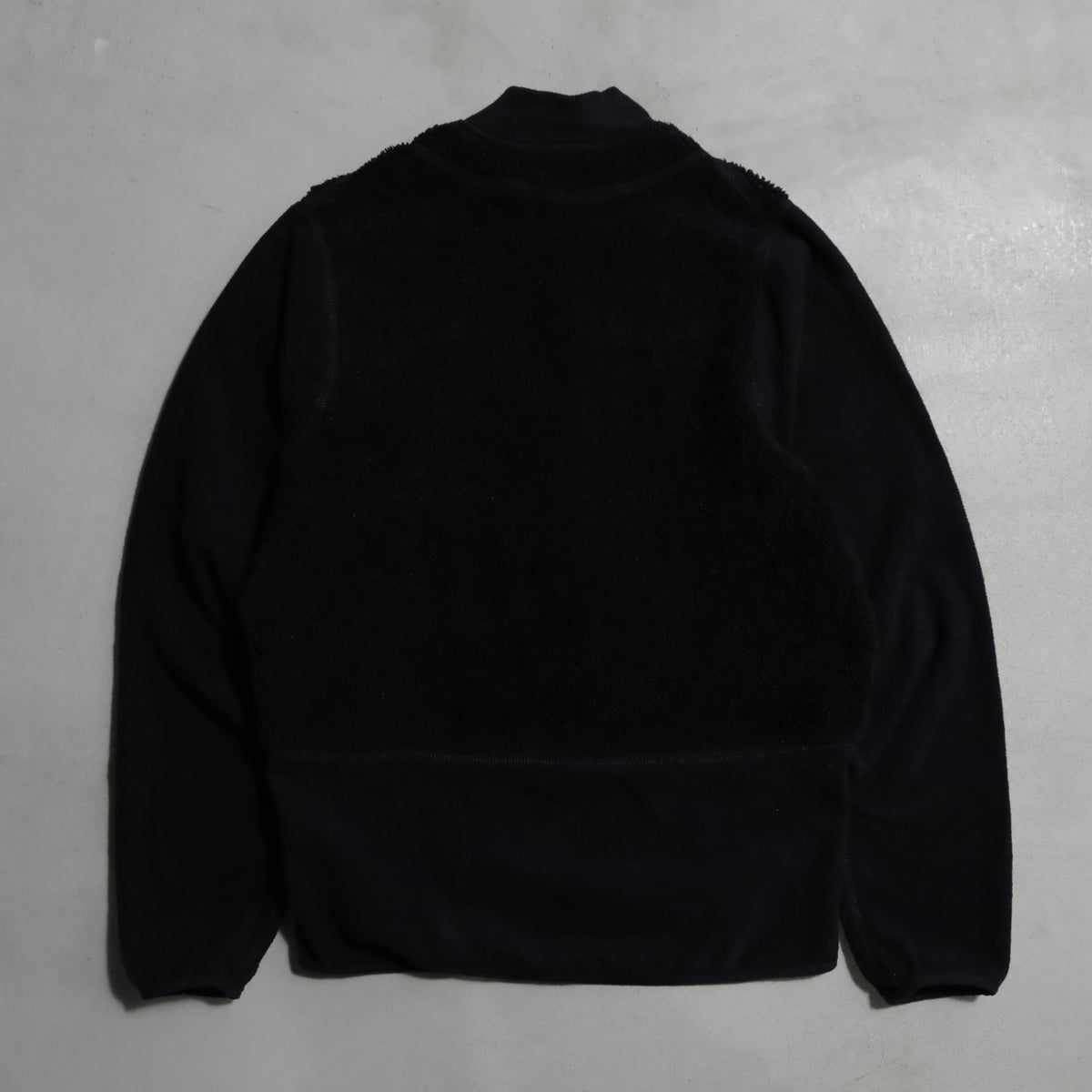 PATAGONIA AQUA FAR (MEDIUM/GOOD CONDITION)