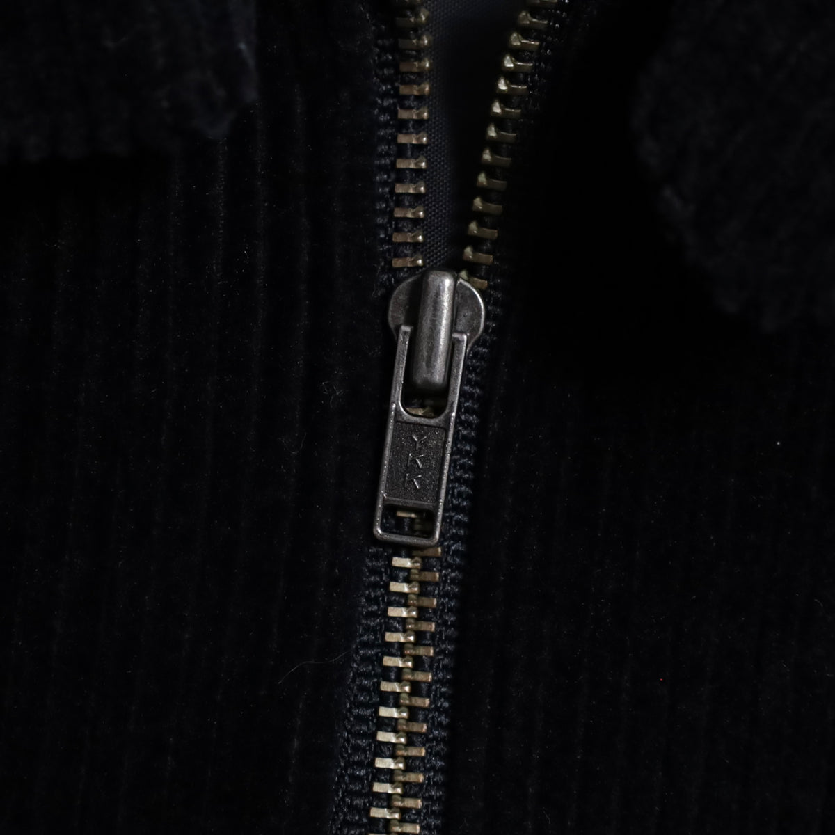 POLO SPORT H/Z PULLOVER BLACK CORDUROY JACKET (XLARGE/MINT CONDITION)