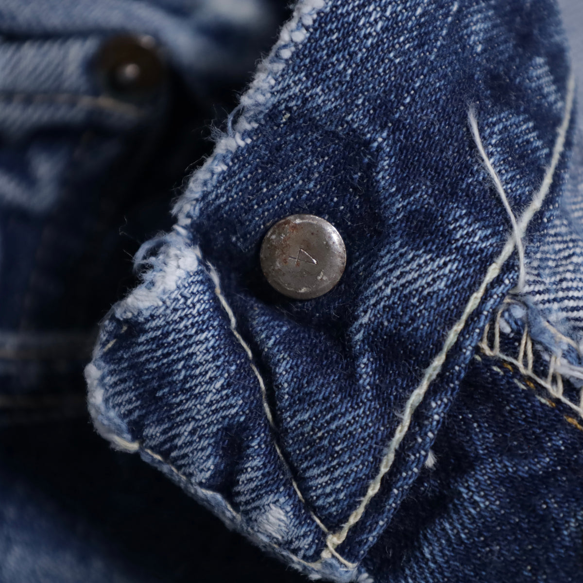 LEVI'S 501 BIGE DENIM PANTS (EARLY MODEL/GOOD FADE/USED CONDITION)