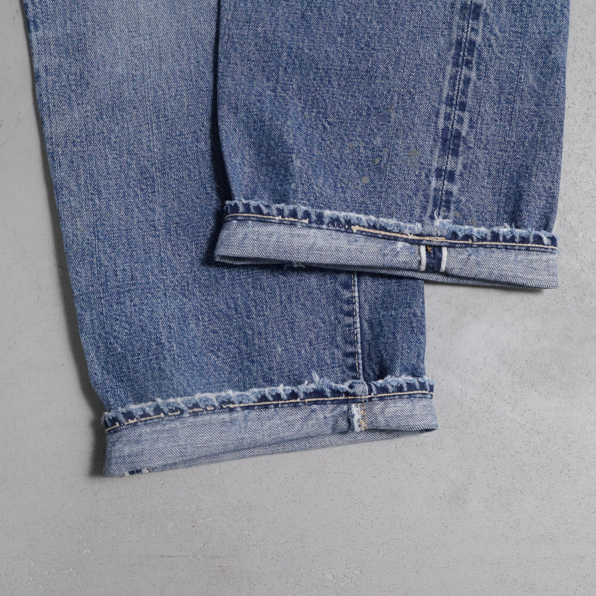 LEVI'S 501 BIGE DENIM PANTS (EARLY MODEL/GOOD FADE/USED CONDITION)