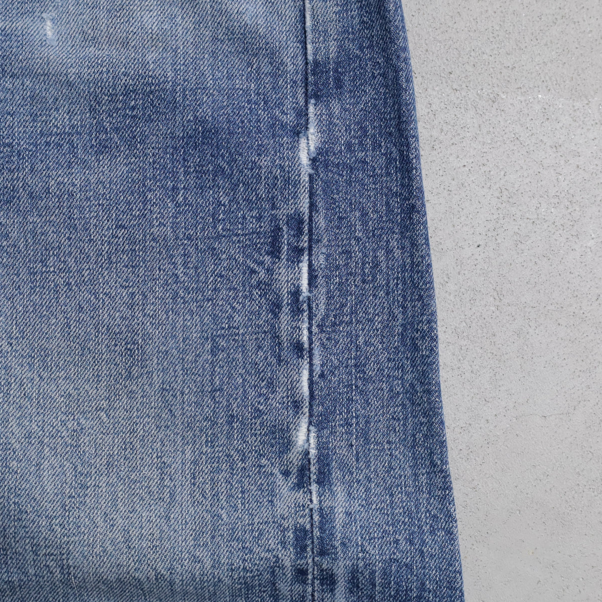LEVI'S 501 BIGE DENIM PANTS (GOOD FADE/USED CONDITION)