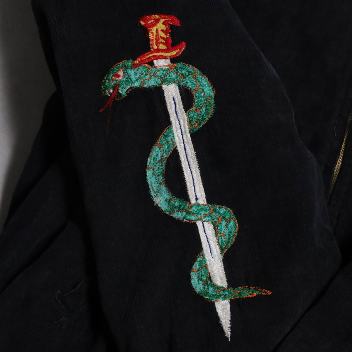 BLACK CORDUROY "SNAKE&DAGGER" KOREA SOUVENIR JACKET (SPECIAL PIECE/BIG SIZE)