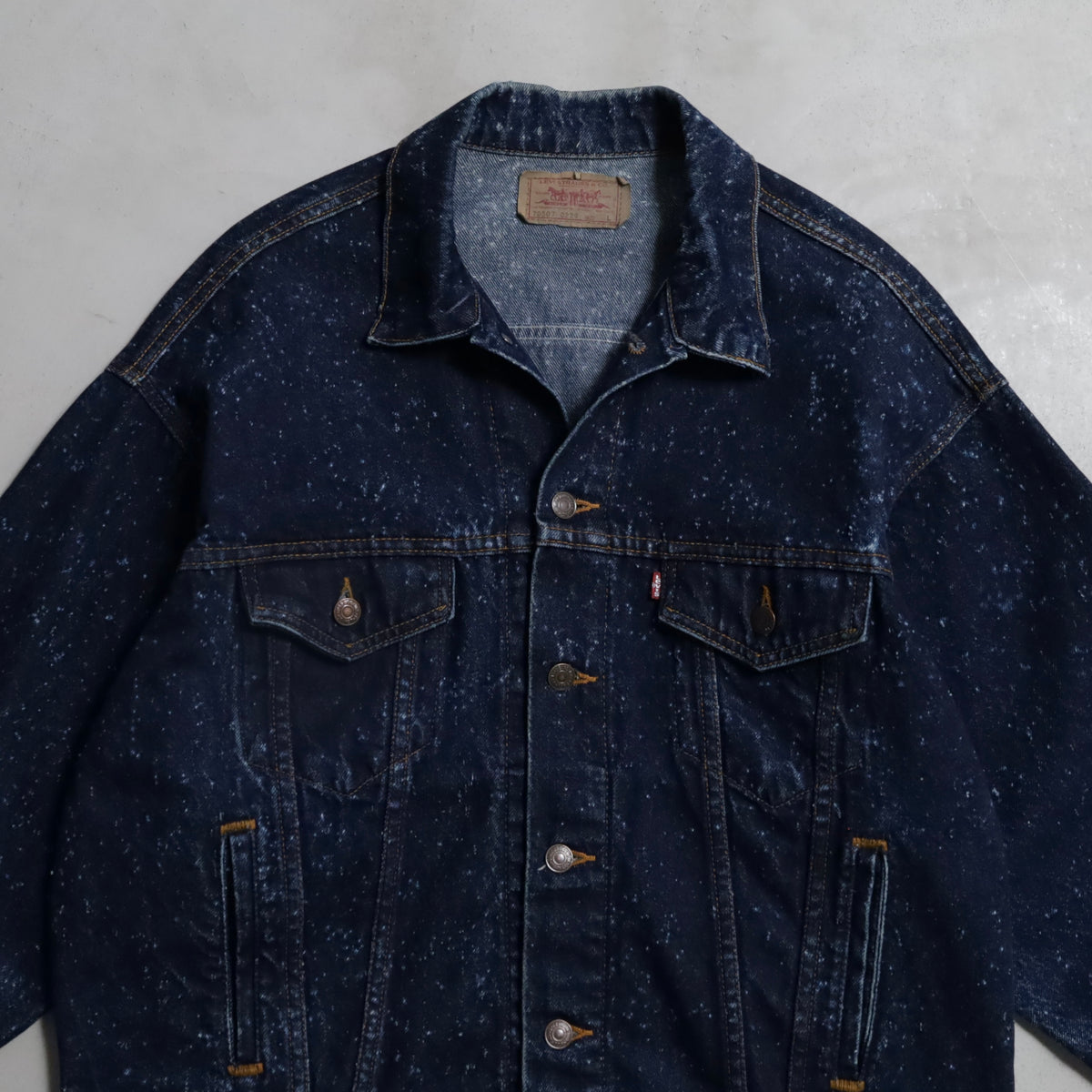 LEVI'S 70507-0229 GALACTIC WASHED DENIM JACKET (LARGE/GOOD CONDITION)