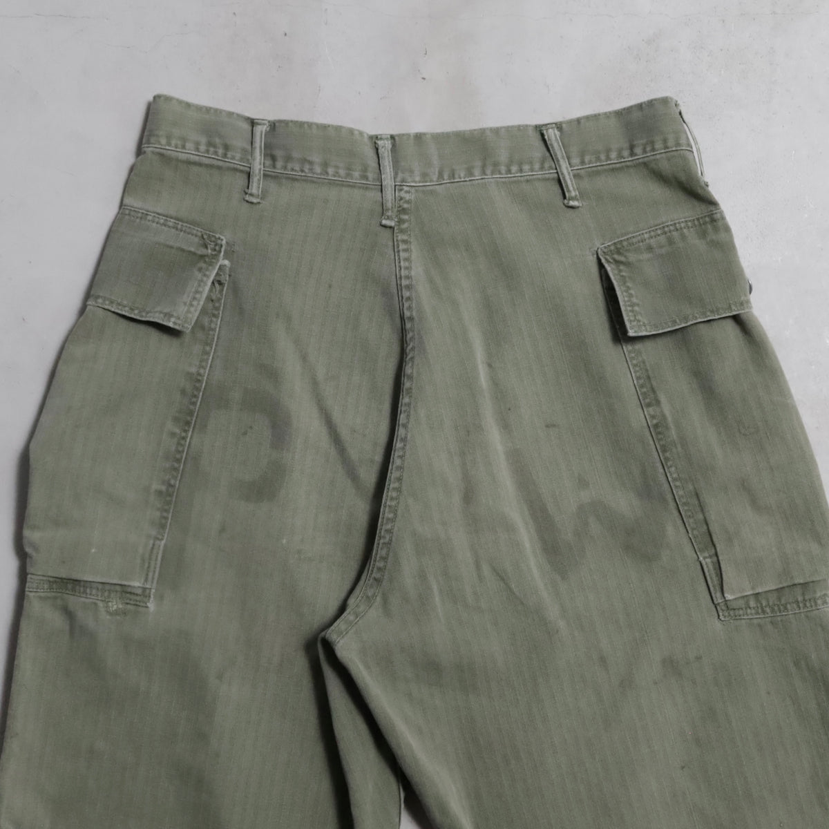WWII U.S.ARMY M-43 HBT TROUSERS WITH "PW STENCIL" (W32L29/GOOD USED CONDITION)