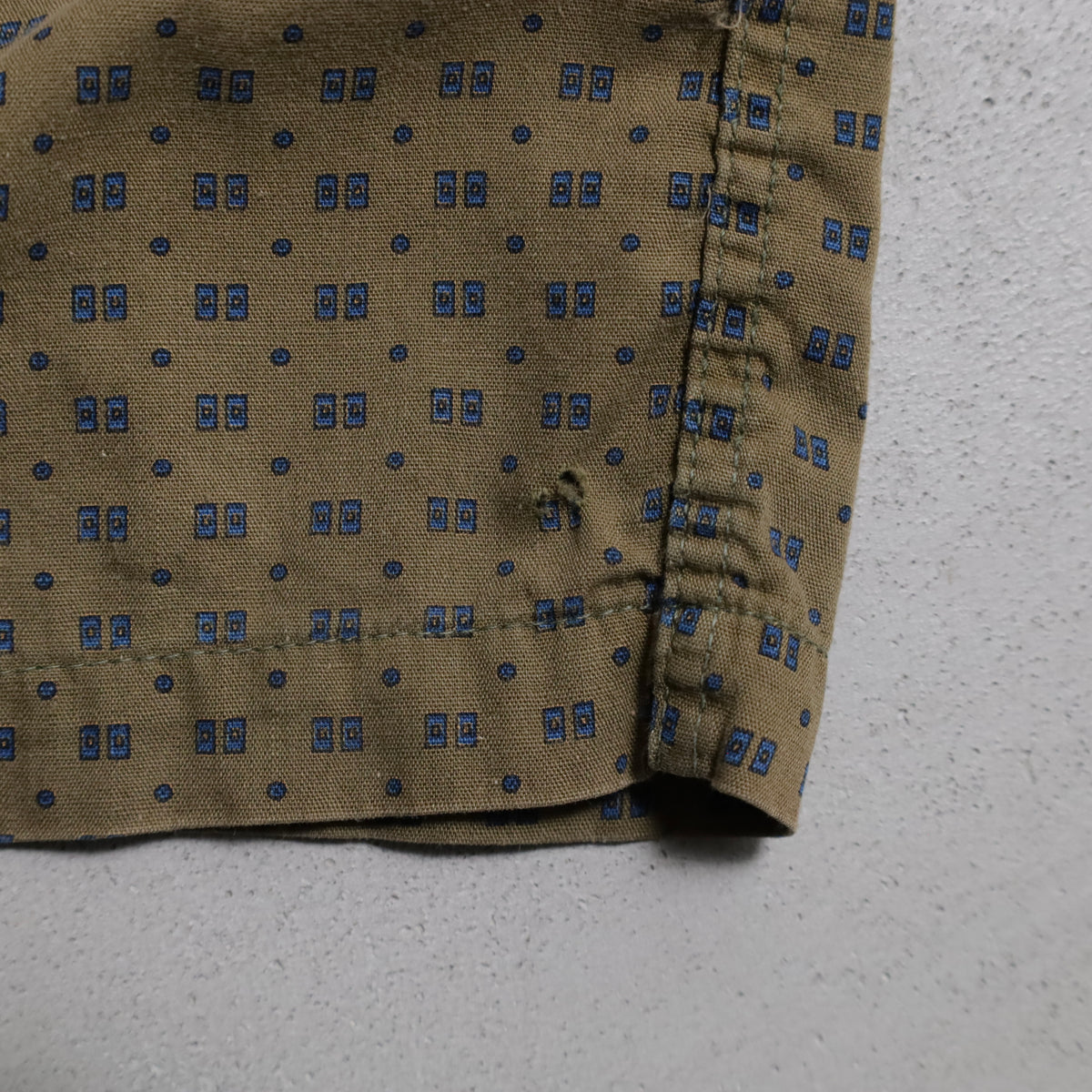 ARROW ATOMIC PATTERN BOX SHIRT (XXLARGE/GOOD CONDITION)