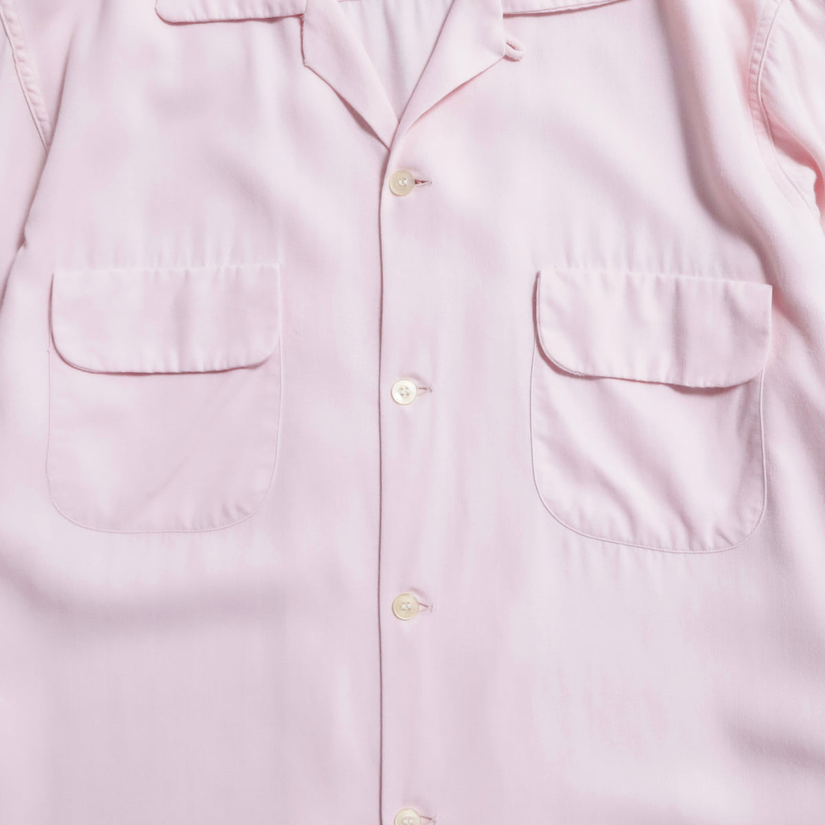 PINK RAYON GABARDINE BOX SHIRT (RARE COLOR/GOOD CONDITION)