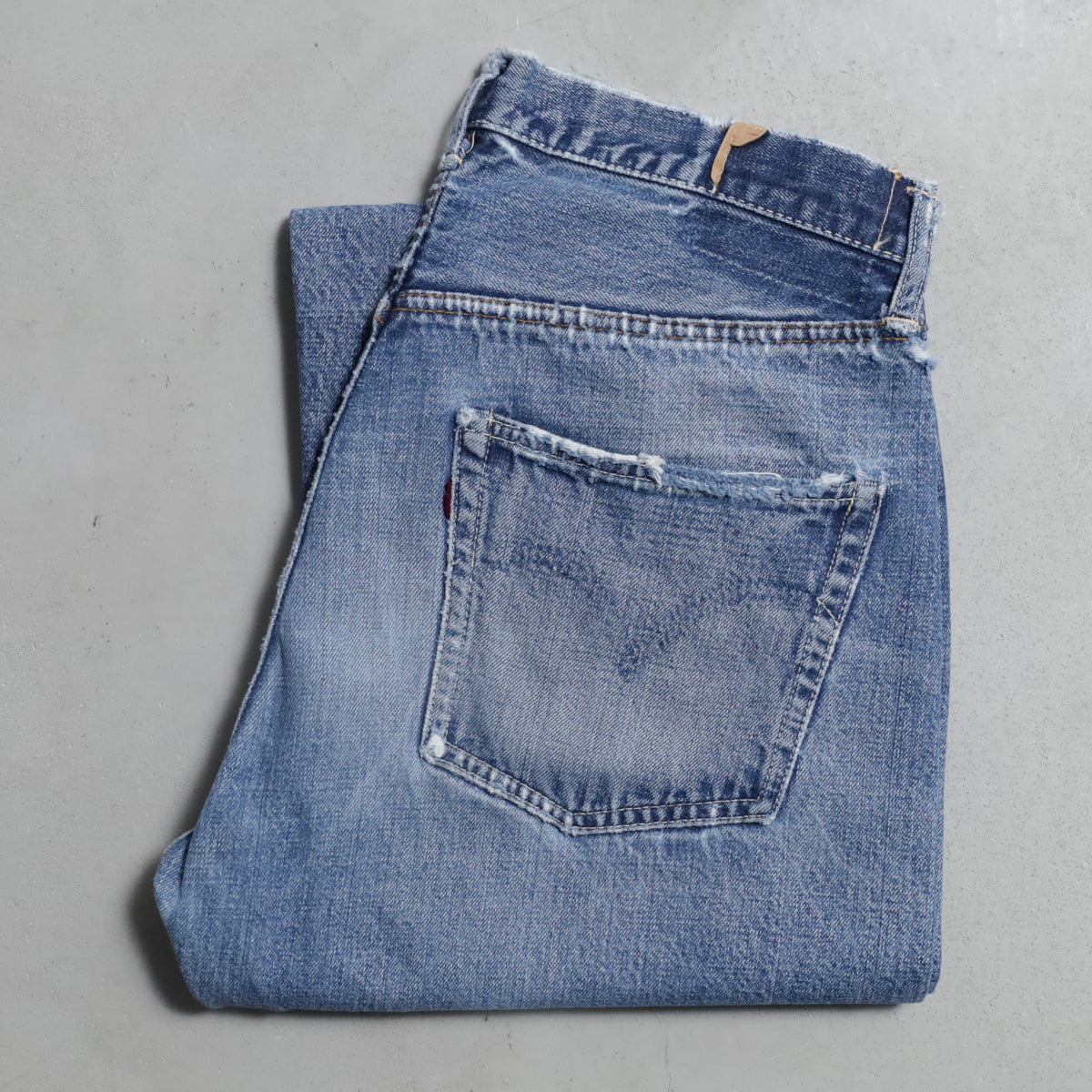 LEVI'S 501 BIGE DENIM PANTS (EARLY MODEL/GOOD FADE/USED CONDITION)