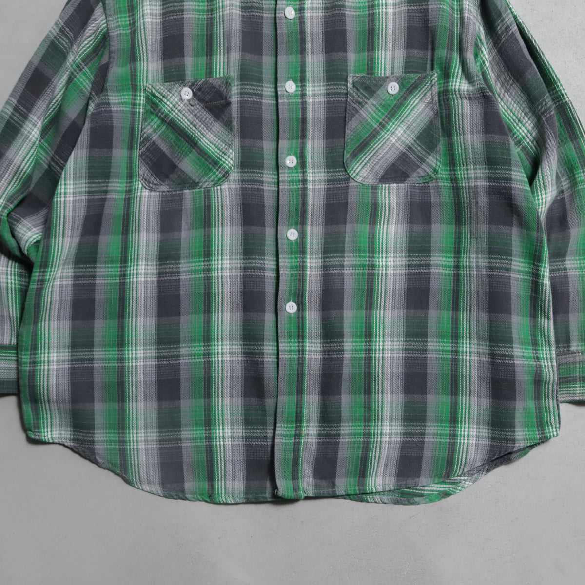 BIG MAC PLAID FLANNEL SHIRT (XLARGE/GOOD CONDITION)