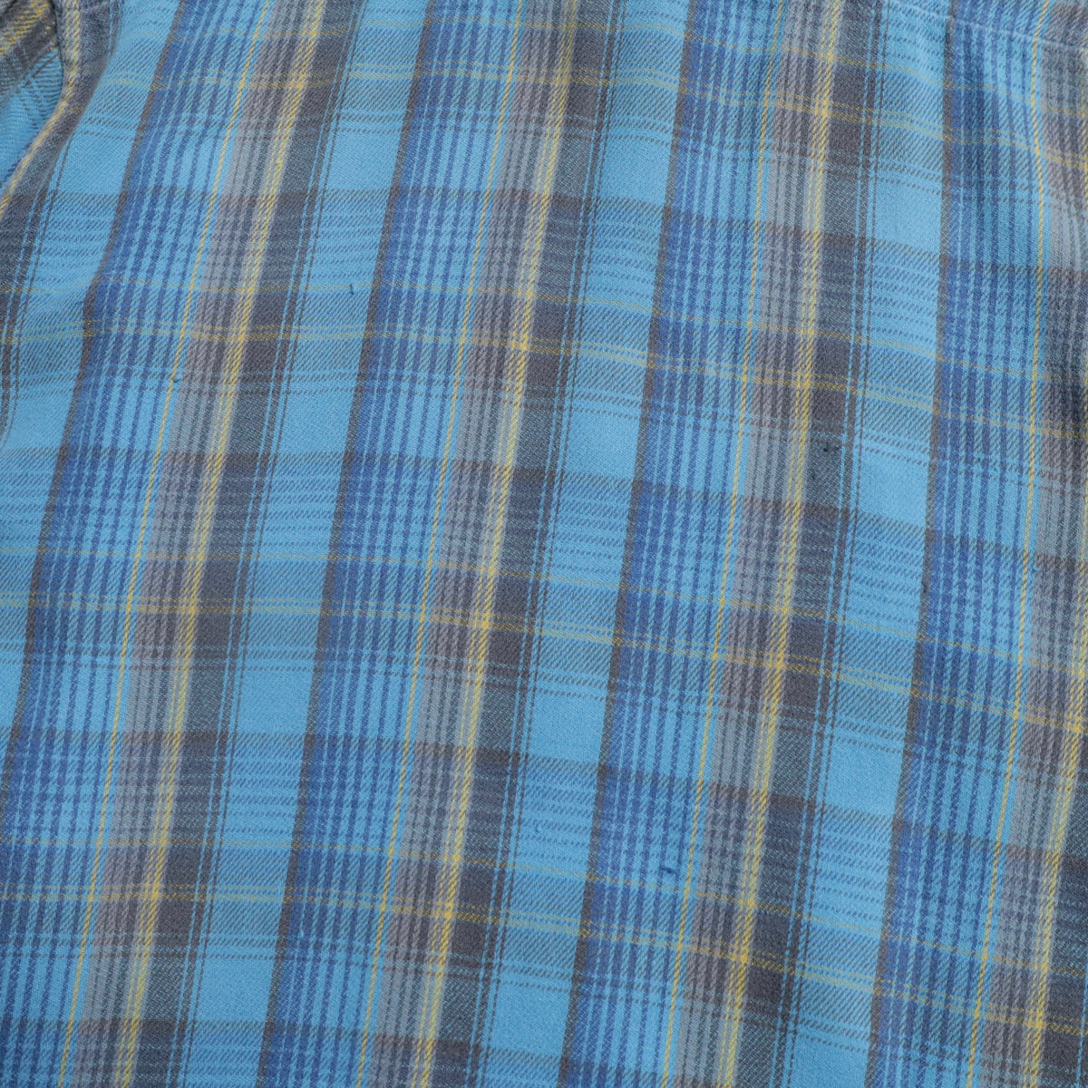 BIG MAC PLAID FLANNEL SHIRT (LARGE/GOOD CONDITION)