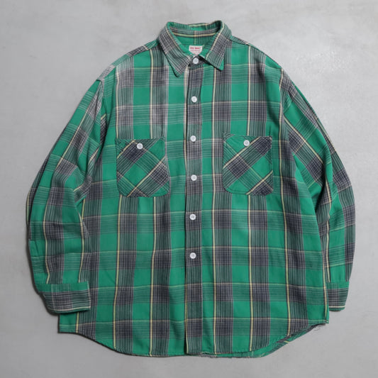 BIG MAC PLAID FLANNEL SHIRT (LARGE/GOOD CONDITION)
