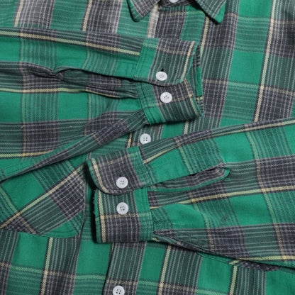 BIG MAC PLAID FLANNEL SHIRT (LARGE/GOOD CONDITION)