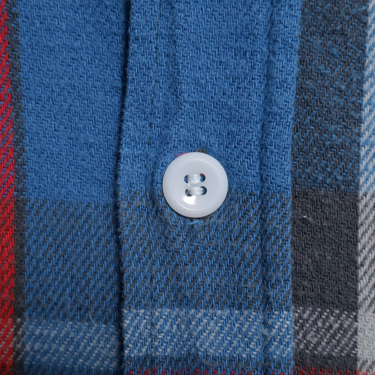 BIG MAC PLAID FLANNEL SHIRT (LARGE/GOOD CONDITION)