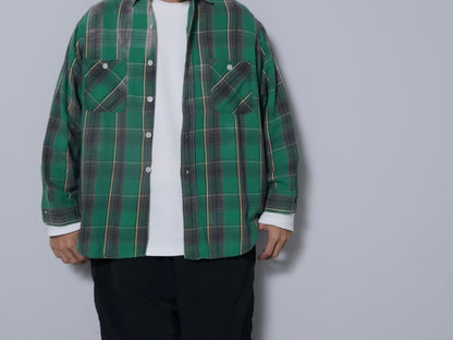 BIG MAC PLAID FLANNEL SHIRT (LARGE/GOOD CONDITION)