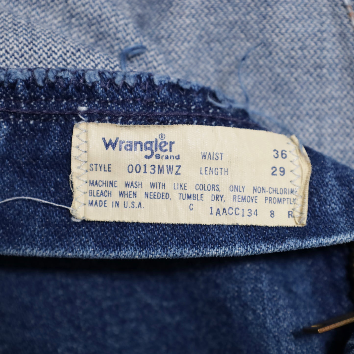 WRANGLER 13MWZ DENIM PANTS (W36L29/GOOD CONDITION)