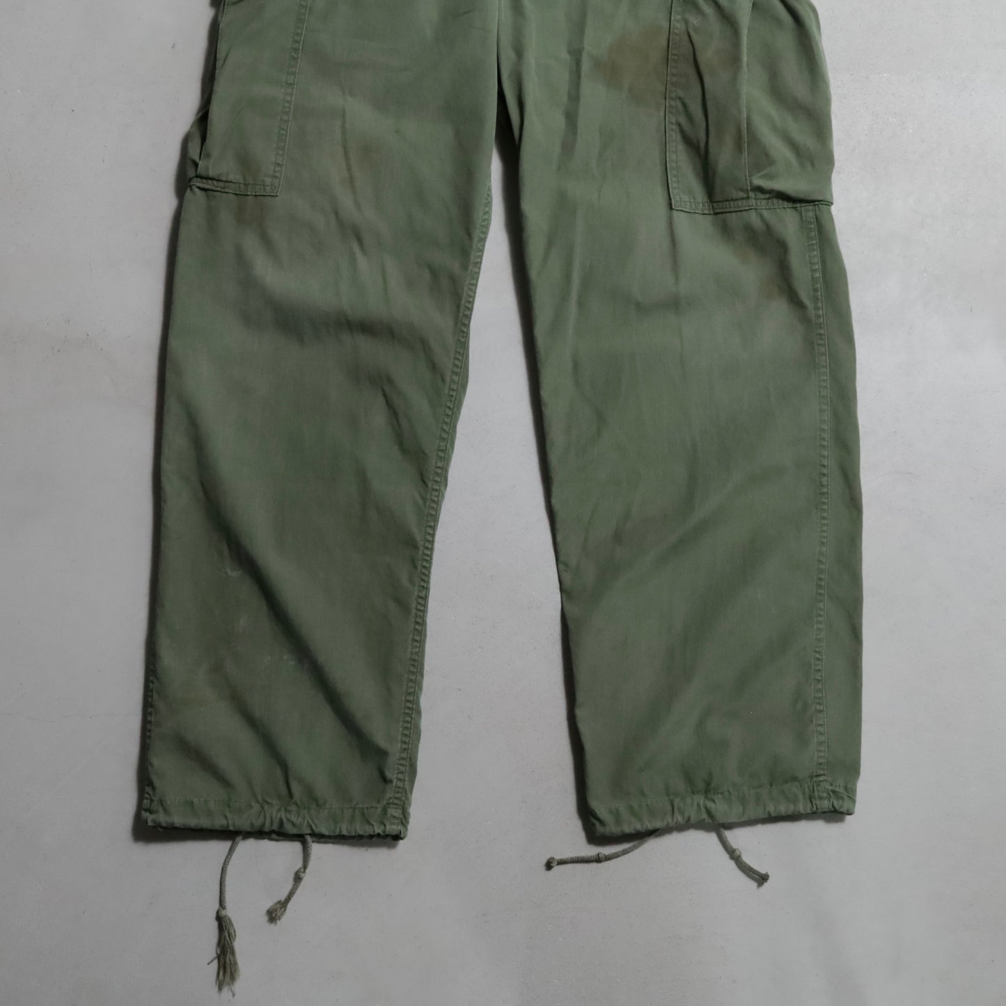 U.S.ARMY JUNGLE FATIGUE PANTS 2ND TYPE (MEDIUM-REGULAR/GOOD USED CONDITION)