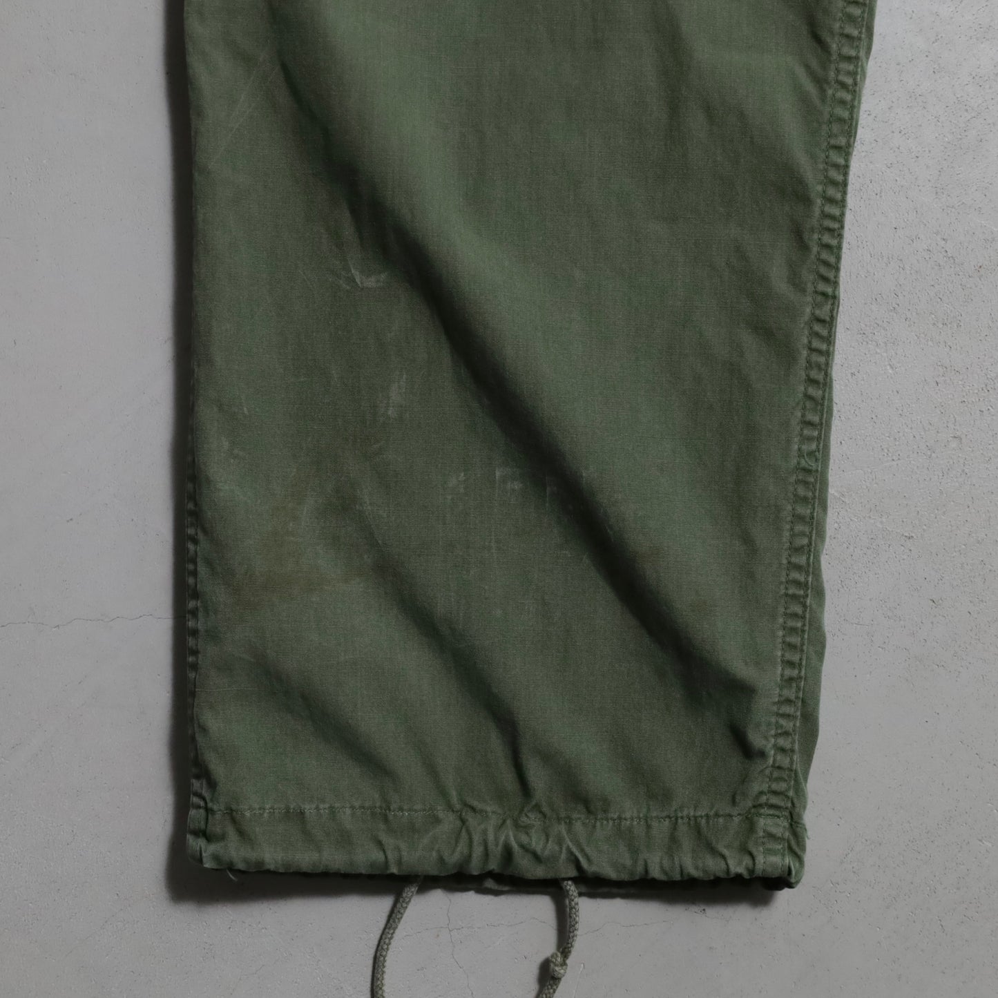 U.S.ARMY JUNGLE FATIGUE PANTS 2ND TYPE (MEDIUM-REGULAR/GOOD USED CONDITION)