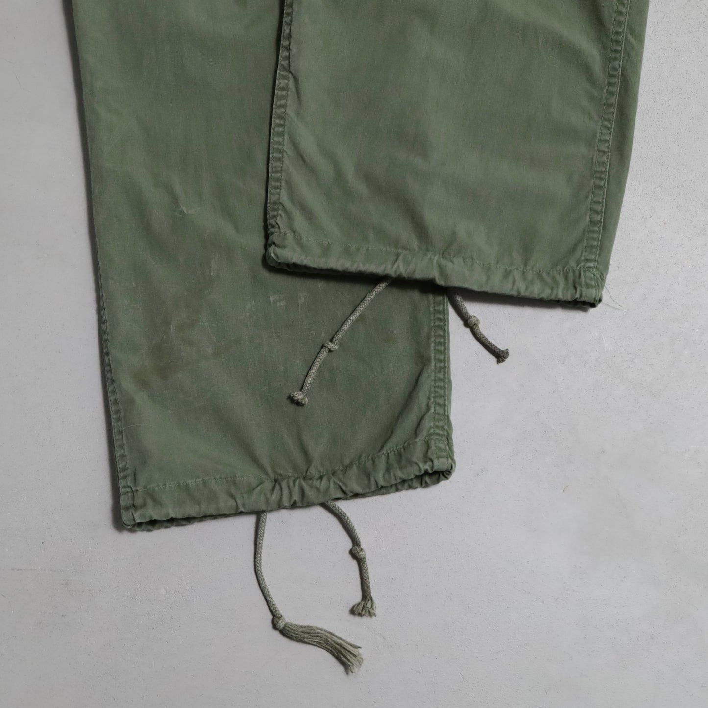 U.S.ARMY JUNGLE FATIGUE PANTS 2ND TYPE (MEDIUM-REGULAR/GOOD USED CONDITION)