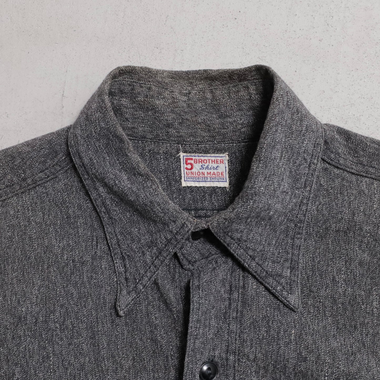 5BROTHER BLACK CHAMBRAY SHIRT (GOOD CONDITION)