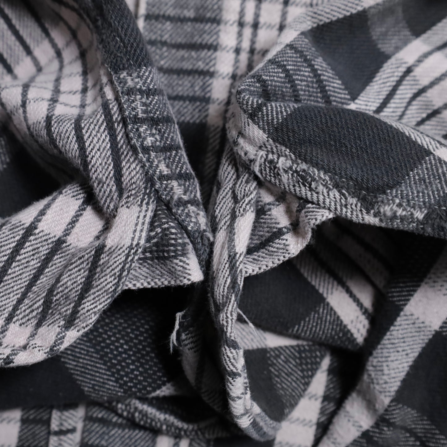WINTER KING BLACK×WHITE PLAID COTTON FLANNEL SHIRT (GOOD USED CONDITION/BIG SIZE)