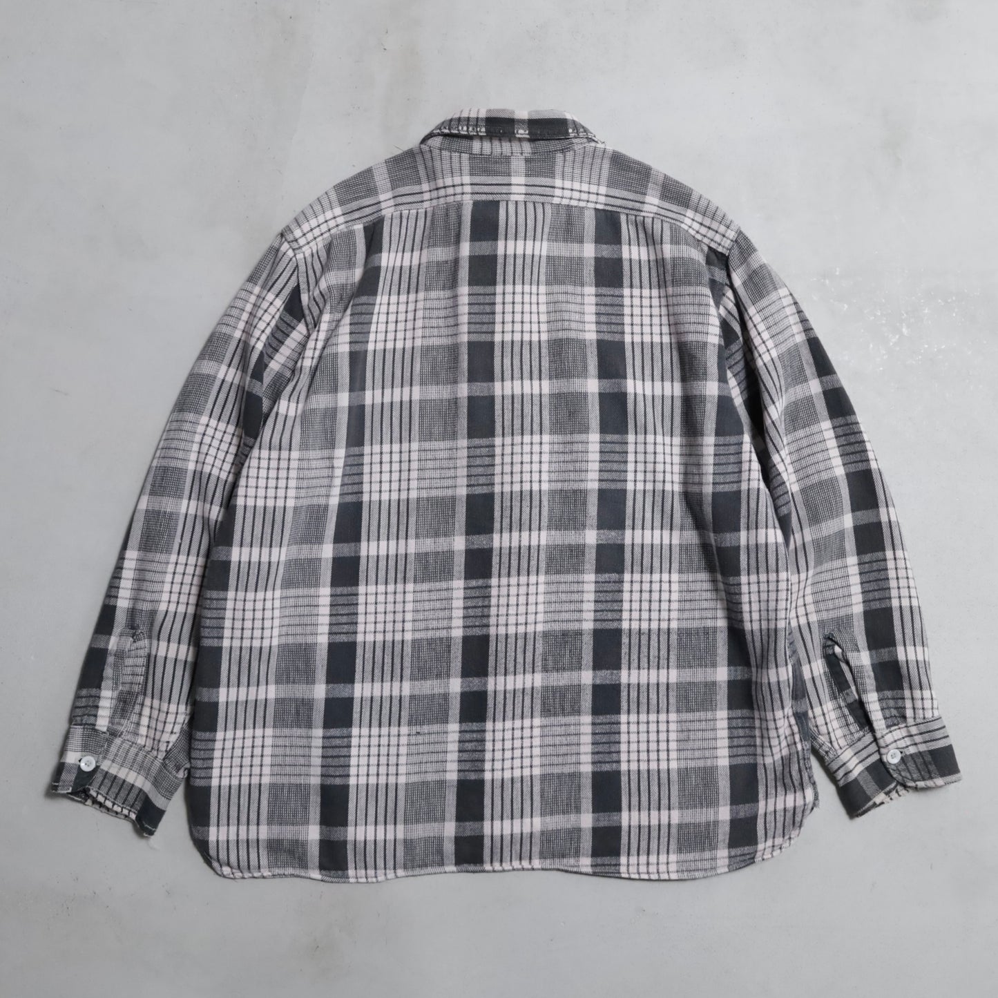 WINTER KING BLACK×WHITE PLAID COTTON FLANNEL SHIRT (GOOD USED CONDITION/BIG SIZE)