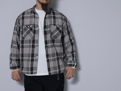 WINTER KING BLACK×WHITE PLAID COTTON FLANNEL SHIRT (GOOD USED CONDITION/BIG SIZE)