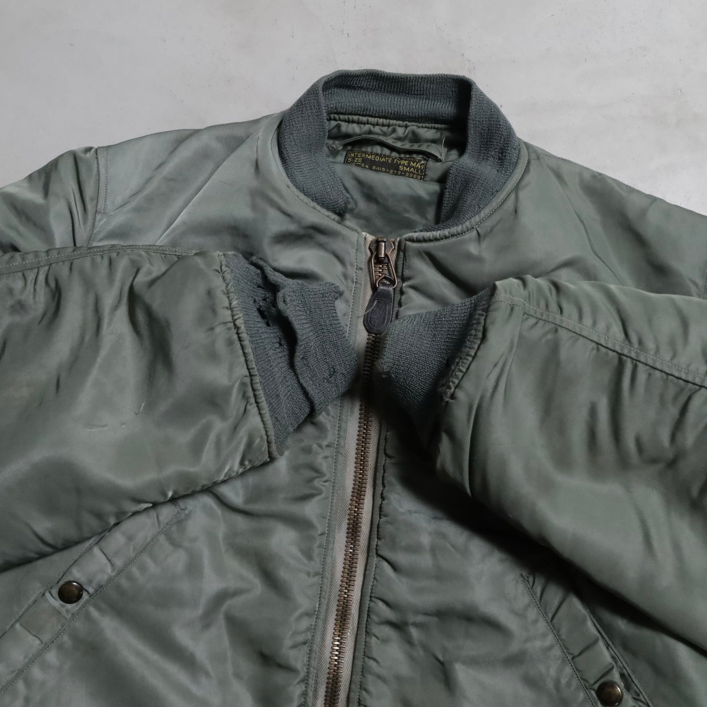 U.S.AIR FORCE MA-1 FLIGHT JACKET (SMALL/GOOD USED CONDITION)