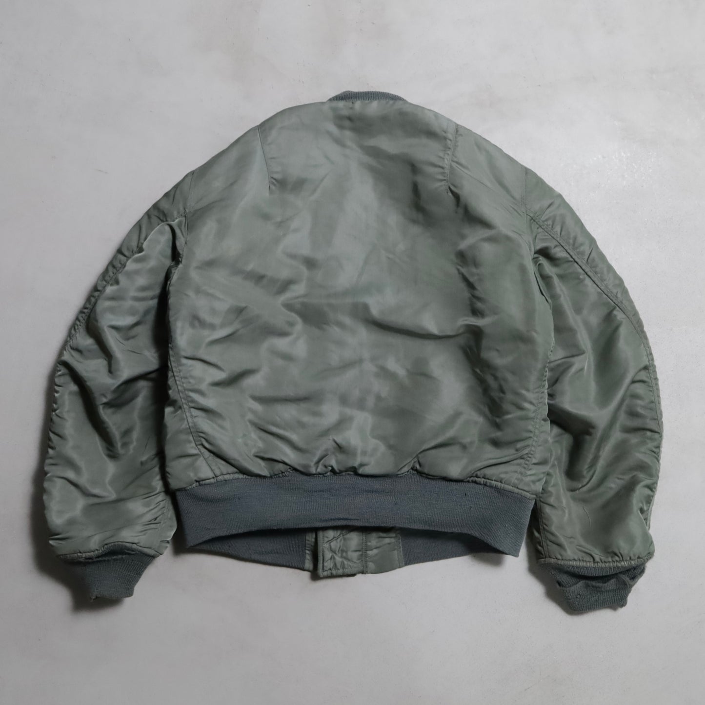 U.S.AIR FORCE MA-1 FLIGHT JACKET (SMALL/GOOD USED CONDITION)