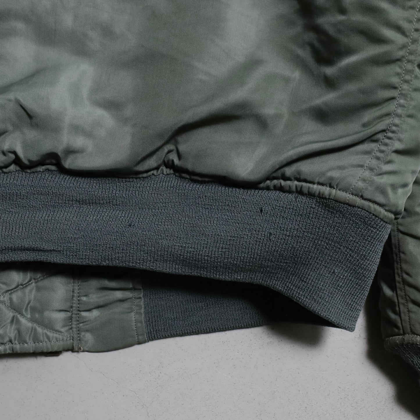 U.S.AIR FORCE MA-1 FLIGHT JACKET (SMALL/GOOD USED CONDITION)