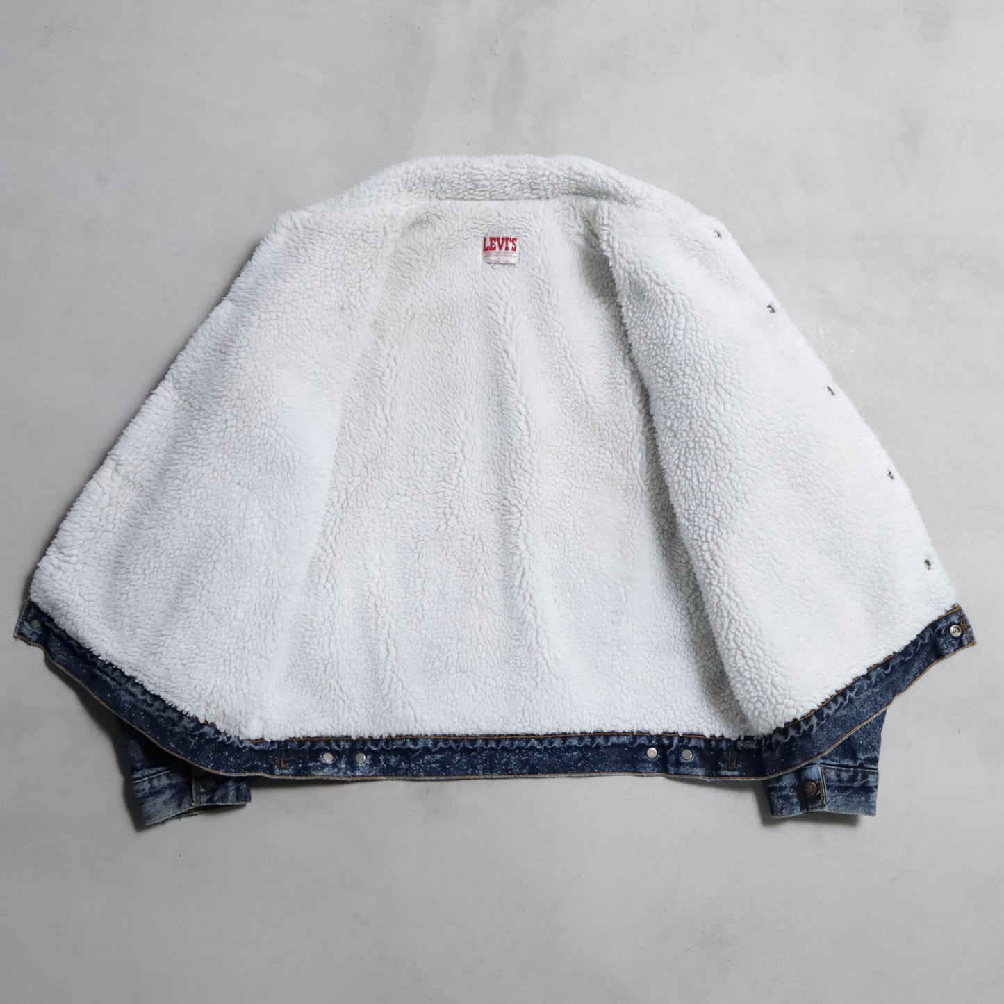 LEVI'S GALACTIC WASHED DENIM BOA JACKET (XLARGE/GOOD CONDITION)