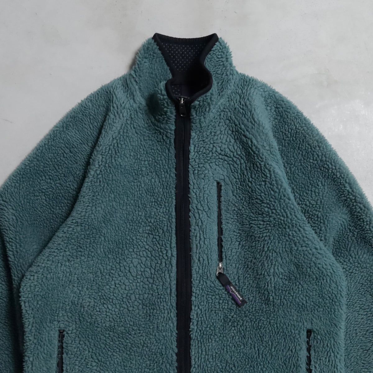 PATAGONIA RETRO CARDIGAN (MEDIUM/GOOD CONDITION)