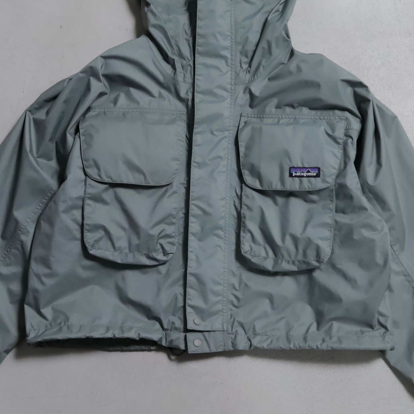 PATAGONIA DEEP WADING JACKET (SMALL/MINT CONDITION)