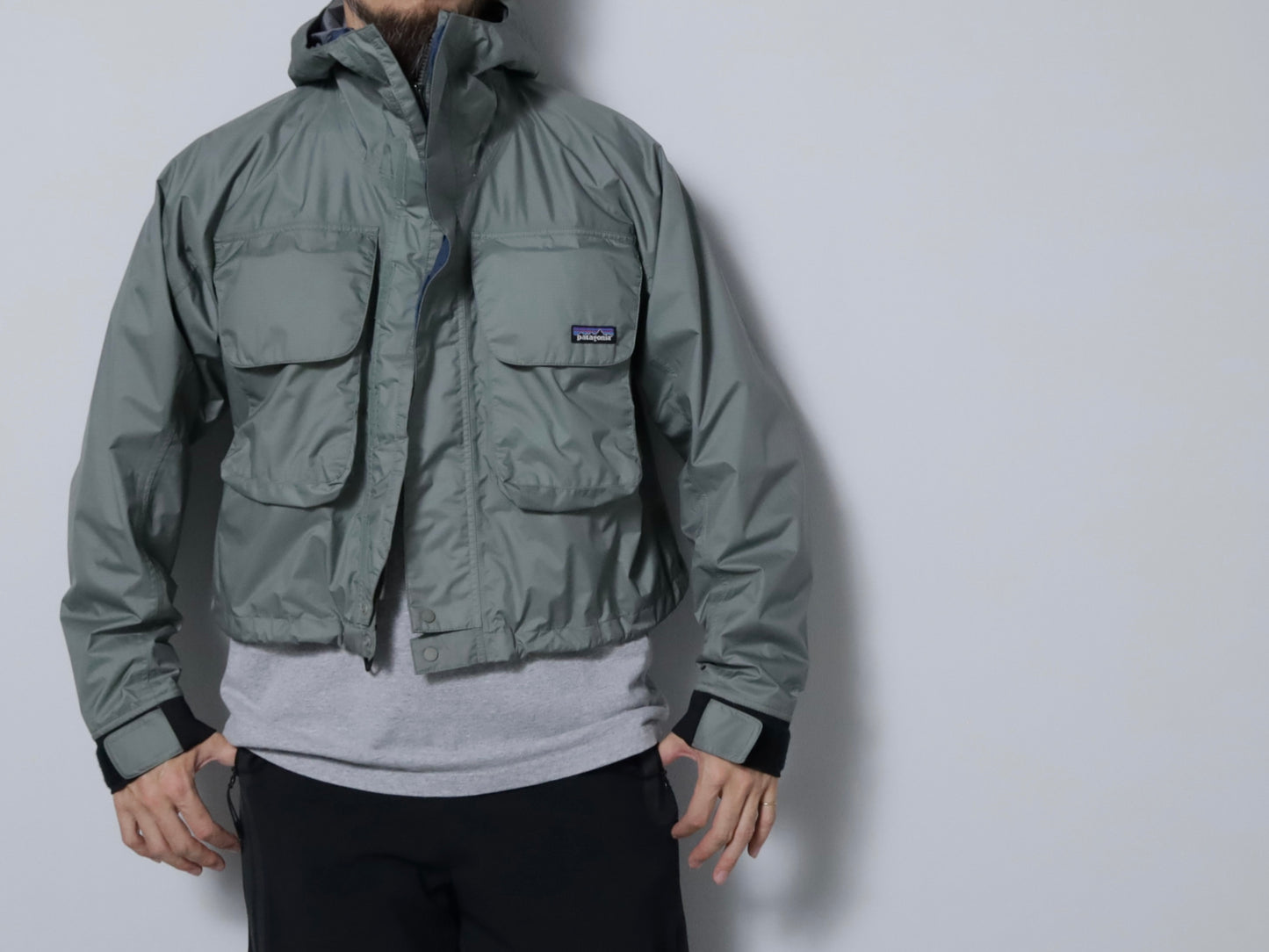 PATAGONIA DEEP WADING JACKET (SMALL/MINT CONDITION)