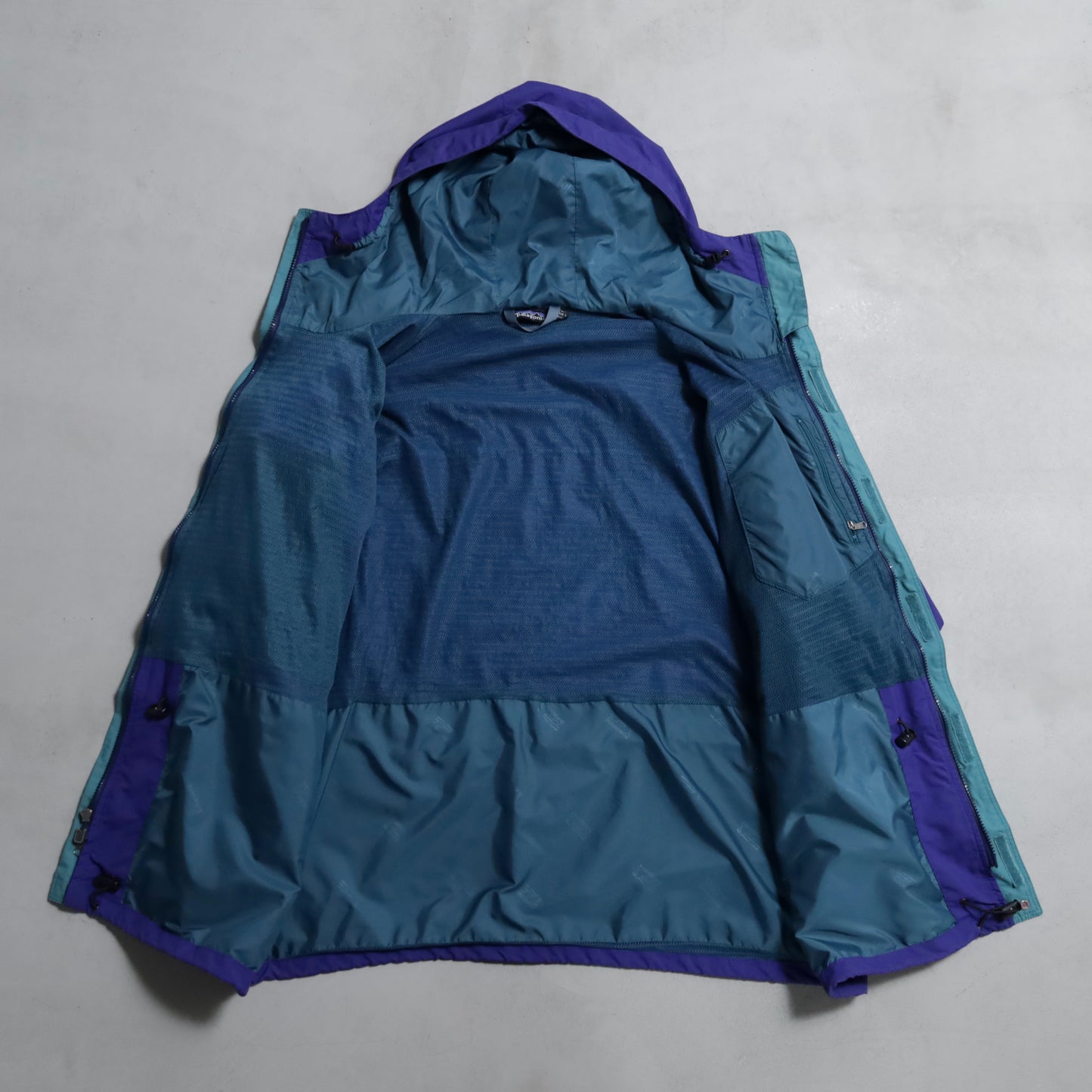 PATAGONIA STORM JACKET (XLARGE/GOOD CONDITION)