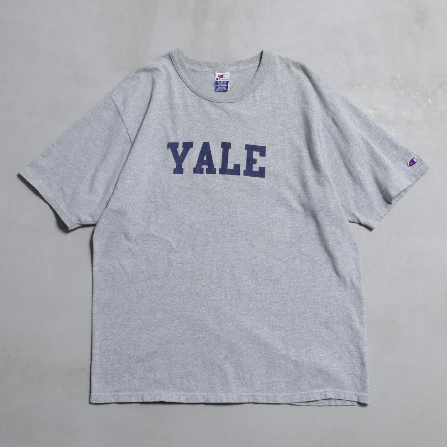 CHAMPION YALE T-SHIRT (XLARGE/GOOD CONDITION)