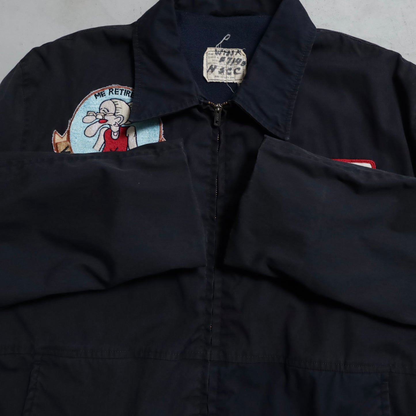U.S.NAVY DARK BLUE UTILITY JACKET WITH PATCH (SIZE 44S/GOOD CONDITION)