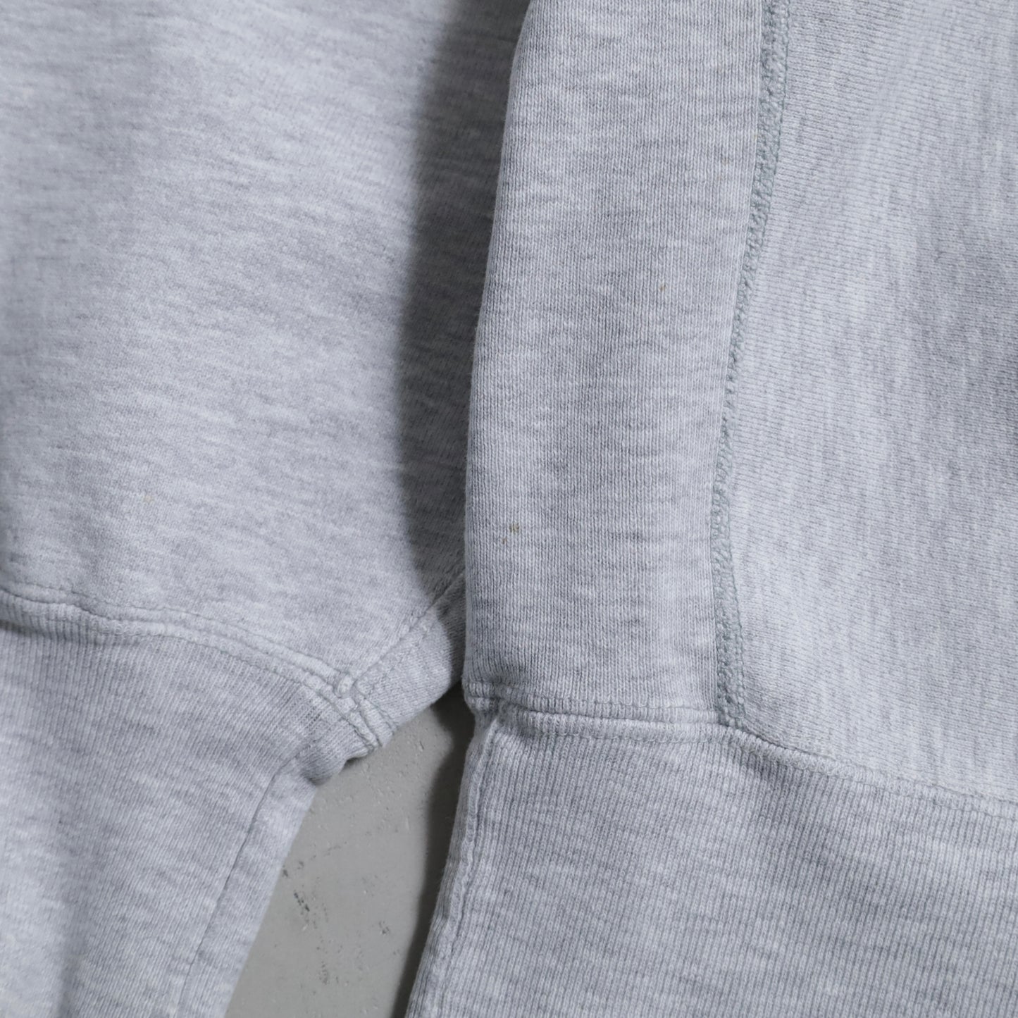 CHAMPION REVERSE WEAVE SWEAT SHIRT (XLARGE/GOOD CONDITION)